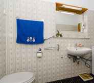 In-room Bathroom 3 Villa Iveta