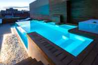 Swimming Pool Well and Come Boutique Hotel