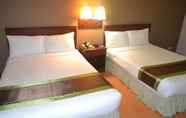 Kamar Tidur 7 East Asia Royale Hotel