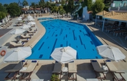 Kolam Renang 4 Rethymno Mare Royal & Water Park