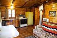 Bedroom Fairmont Creek Property Rentals Timbers Resort