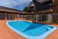 Swimming Pool Sanno Marracoonda Perth Airport Hotel