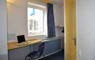 Bilik Tidur 6 ibis budget Rennes Cesson