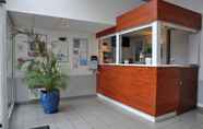 Lobby 3 ibis budget Rennes Cesson