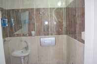In-room Bathroom Kiyi Motel