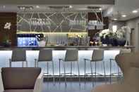 Bar, Cafe and Lounge AC Hotel by Marriott Marseille Prado Velodrome