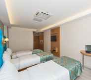 Kamar Tidur 5 Grand Palace Hotel