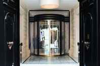 Lobby Hotel Le Narcisse Blanc & Spa