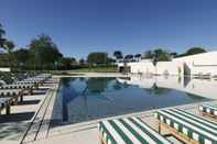 Swimming Pool Hotel Camiral at Leading Hotels of the World