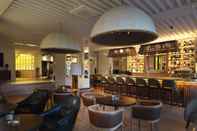 Bar, Cafe and Lounge Hotel Camiral at Leading Hotels of the World