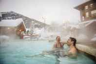 Hồ bơi Panorama Mountain Resort - Premium Condos and Townhomes