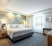 Bedroom 5 Courtyard by Marriott Montreal West Island/Baie D'Urfe