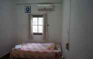 Kamar Tidur 5 Heuan Lao Guesthouse