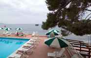 Swimming Pool 3 Hotel Punta Licosa