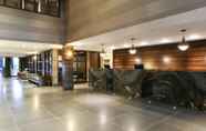 Lobby 2 Sandman Hotel Abbotsford Airport