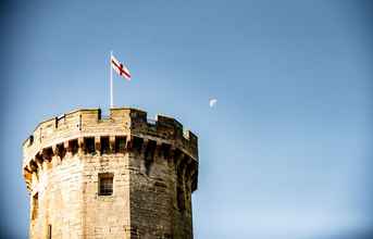 Exterior 4 Warwick Castle Knight's Village