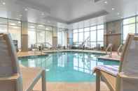 Swimming Pool Courtyard by Marriott Edgewater NYC Area
