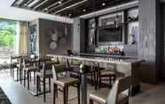 Bar, Cafe and Lounge 2 Courtyard by Marriott Edgewater NYC Area