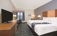 Bilik Tidur 7 La Quinta Inn & Suites by Wyndham Morgantown