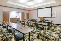 Dewan Majlis La Quinta Inn & Suites by Wyndham Morgantown