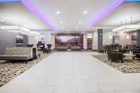 Lobby La Quinta Inn & Suites by Wyndham Morgantown