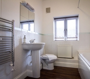 Toilet Kamar 7 iStay - Perceval House