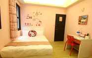 Kamar Tidur 5 Happyday Guesthouse