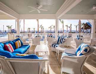 Lobby 2 The Beach Club at Charleston Harbor Resort and Marina