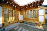 ล็อบบี้ Hanok 24 Guesthouse Gyeongbokgung