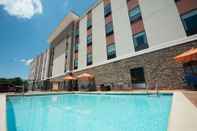 Kolam Renang Hampton Inn & Suites Stillwater West