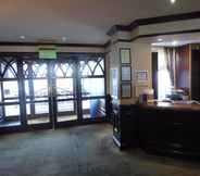 Lobby 4 Best Western The Hatfield Hotel