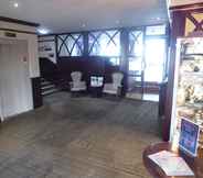 Lobby 3 Best Western The Hatfield Hotel