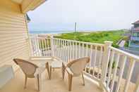 Bedroom Drifting Sands Oceanfront Hotel