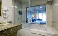 In-room Bathroom 5 Best Western Premier Karsiyaka Convention & Spa Hotel