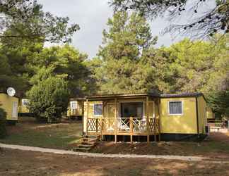 Exterior 2 Mobile Homes Brijuni Pineta