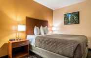 Bedroom 7 SureStay Hotel by Best Western Wenatchee