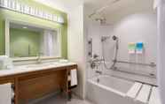 In-room Bathroom 5 Home2 Suites by Hilton Denver Highlands Ranch