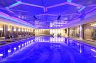 Swimming Pool Wyndham Grand Plaza Royale Huayu Chongqing