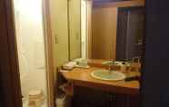 In-room Bathroom 4 Hirugami Grand Hotel Tenshin