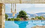 Kolam Renang 4 Limneon Resort & Spa