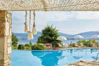 Swimming Pool Limneon Resort & Spa