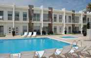 Swimming Pool 5 Villas Mare Residence