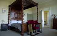 Bedroom 4 Coed Mawr Hall