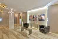 Lobby Lisgar Street Apartments by CorporateStays