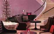 Quầy bar, cafe và phòng lounge 3 Vivanta Guwahati