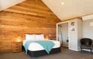 Bedroom 2 Shotover Country Cottages