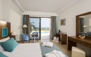 Kamar Tidur 7 Sentido Asterias Beach Resort