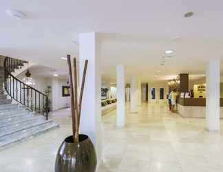 ล็อบบี้ 2 Minura Hotel Cala Galdana & Apartamentos