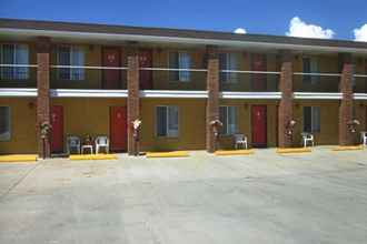 Luar Bangunan 4 Color Country Motel