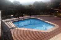 Swimming Pool Amafu Forest Lodge
